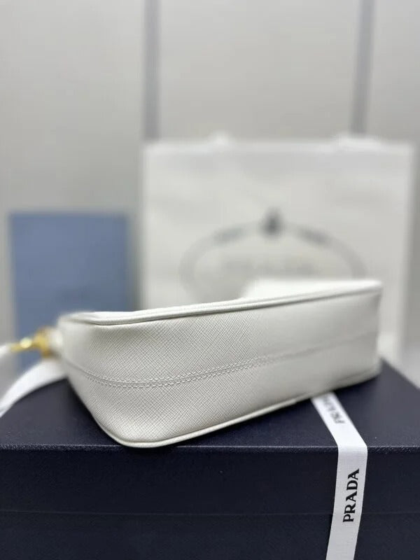 Prada Re-Edition Blanca 2005