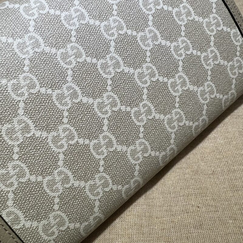 Gucci Dionysus GG Cartera con Cadena de Mezclilla Beige