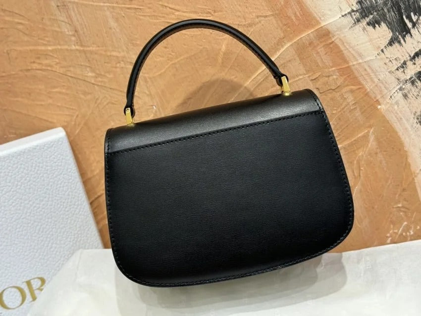 Dior 30 Montaigne Avenue Asa Superior Negro