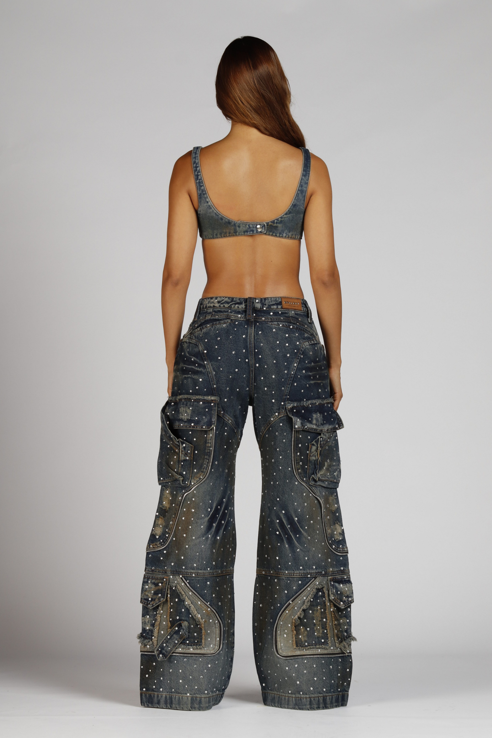 Conjunto distintivo brillante para mujer