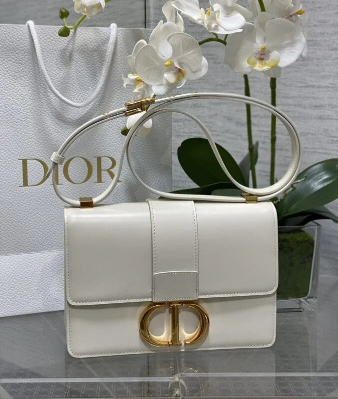 Dior 30 Montaigne White